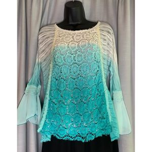 BKE Medium Blouse